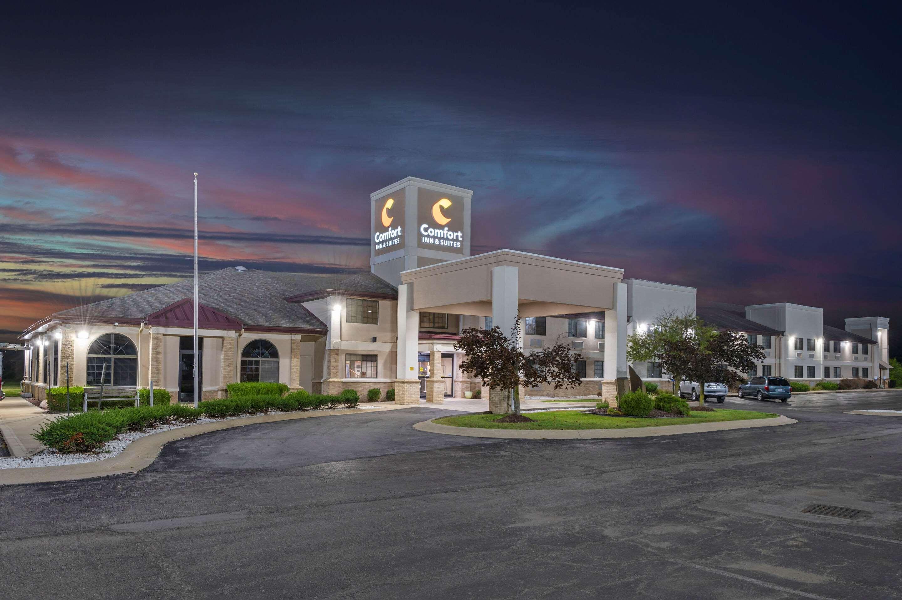 Comfort Inn & Suites Napoleon Exterior foto